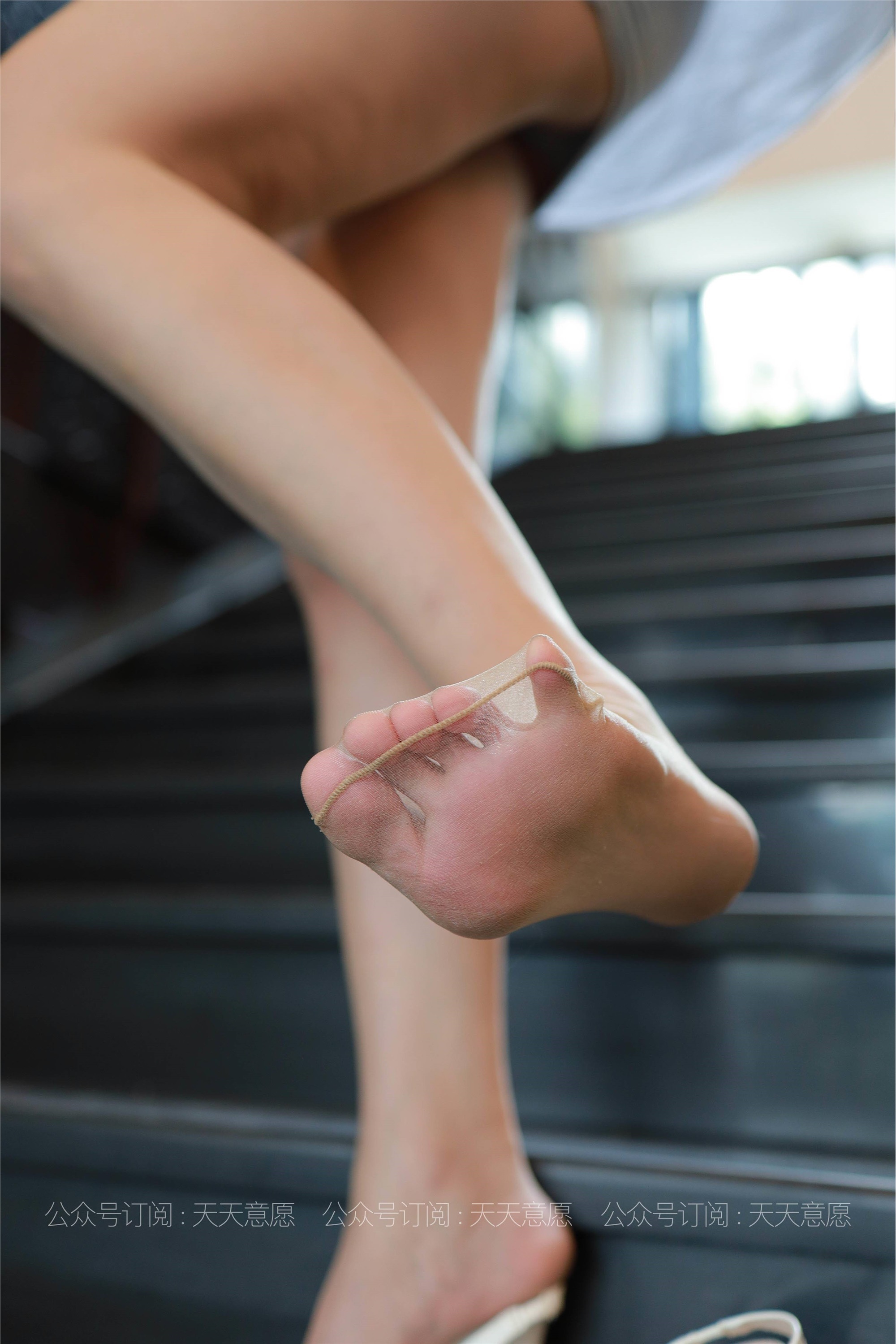 IESS异思趣向 - 模特：秋秋《性感包臀裙》